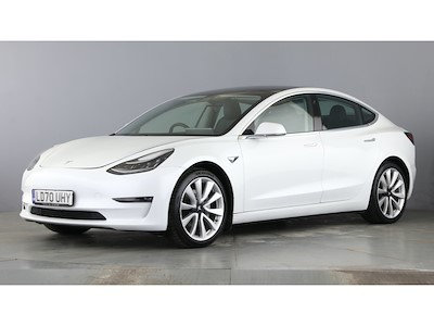 Kaufe TESLA Model 3 Saloon bei Ayvens Carmarket