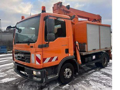 Buy MAN L.2007.46.011  on Ayvens Carmarket