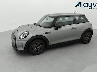 Kaufe MINI MINI 32.6 KWH COOPER SE bei Ayvens Carmarket