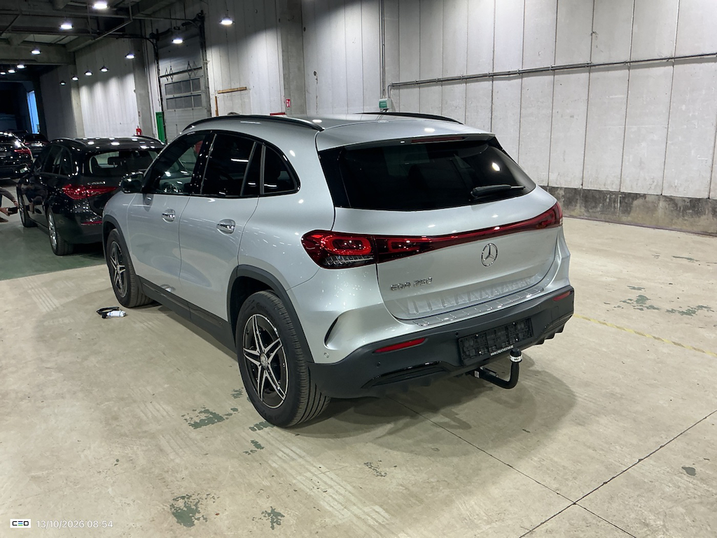 Foto 4 van Mercedes EQA
