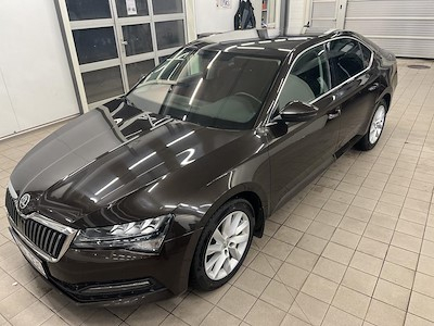 Achetez SKODA SUPERB sur Ayvens Carmarket