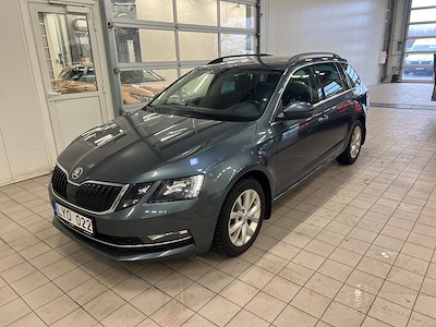 Kaufe SKODA OCTAVIA bei Ayvens Carmarket