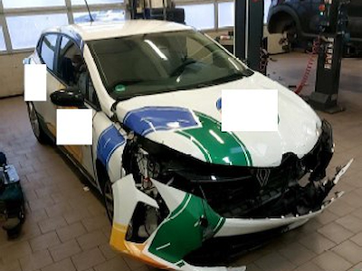 Kaufe RENAULT Clio bei Ayvens Carmarket