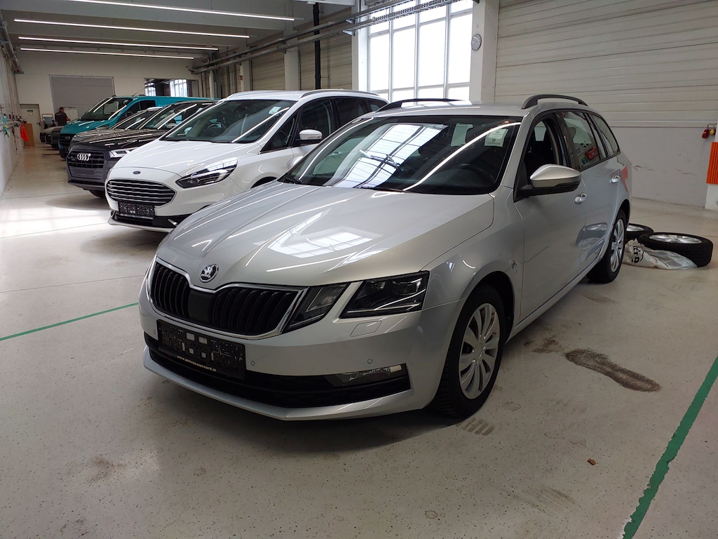 Skoda Octavia COMBI 2,0 TDI AMBITION LIMITED DSG