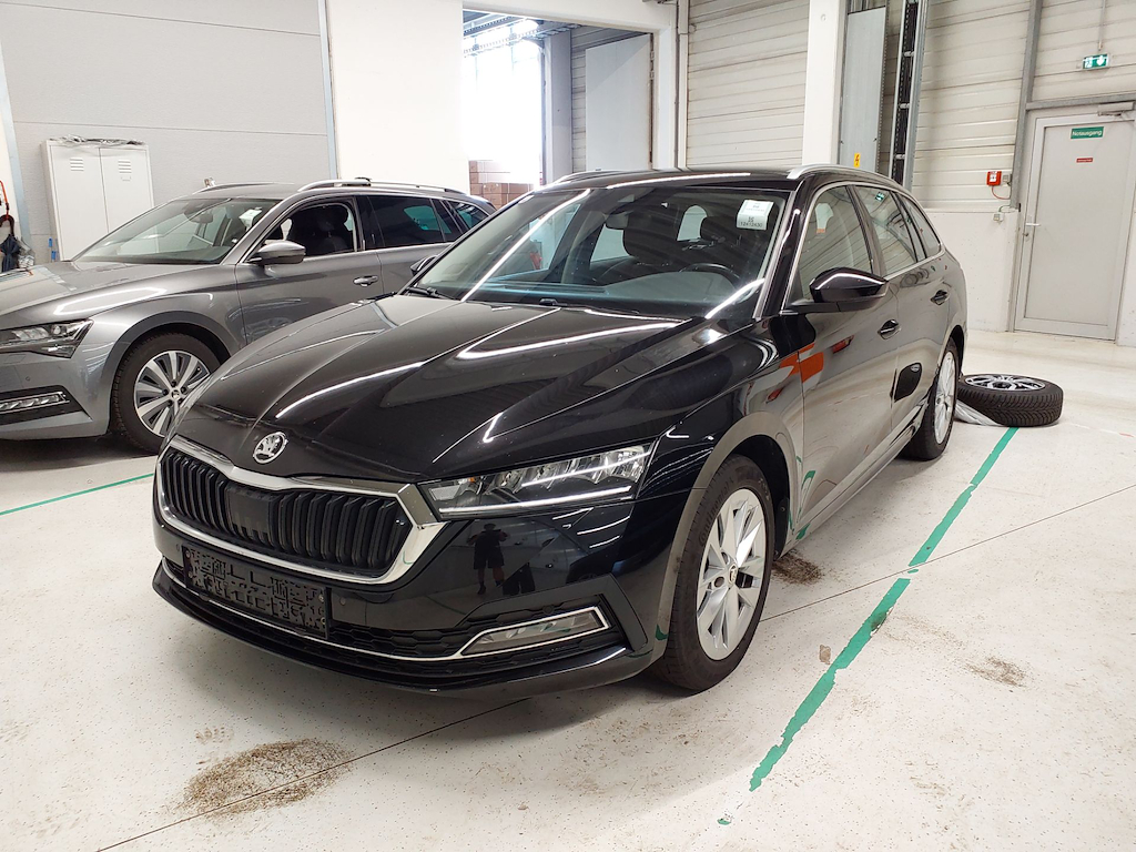 Skoda Octavia 2.0 TDI 110KW STYLECOMBI DSG