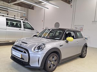 Kaufe MINI MINI 32.6 KWH COOPER SE bei Ayvens Carmarket