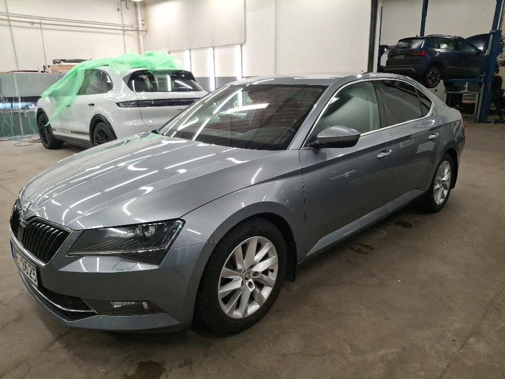 Skoda Superb 2.0 TDI AMBITION DSG 110KW