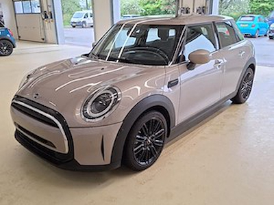 Compra MINI MINI 5 DOOR 1.5 COOPER AUTO en Ayvens Carmarket