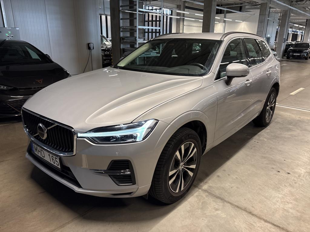 Volvo XC60 2.0 B4 P MHYBRID MOM ENTUM PRO AT 197HP