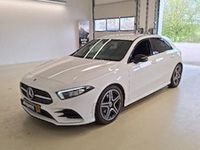 Compra MERCEDES-BENZ A180 CLASS en Ayvens Carmarket