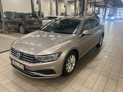 Buy VOLKSWAGEN PASSAT on Ayvens Carmarket
