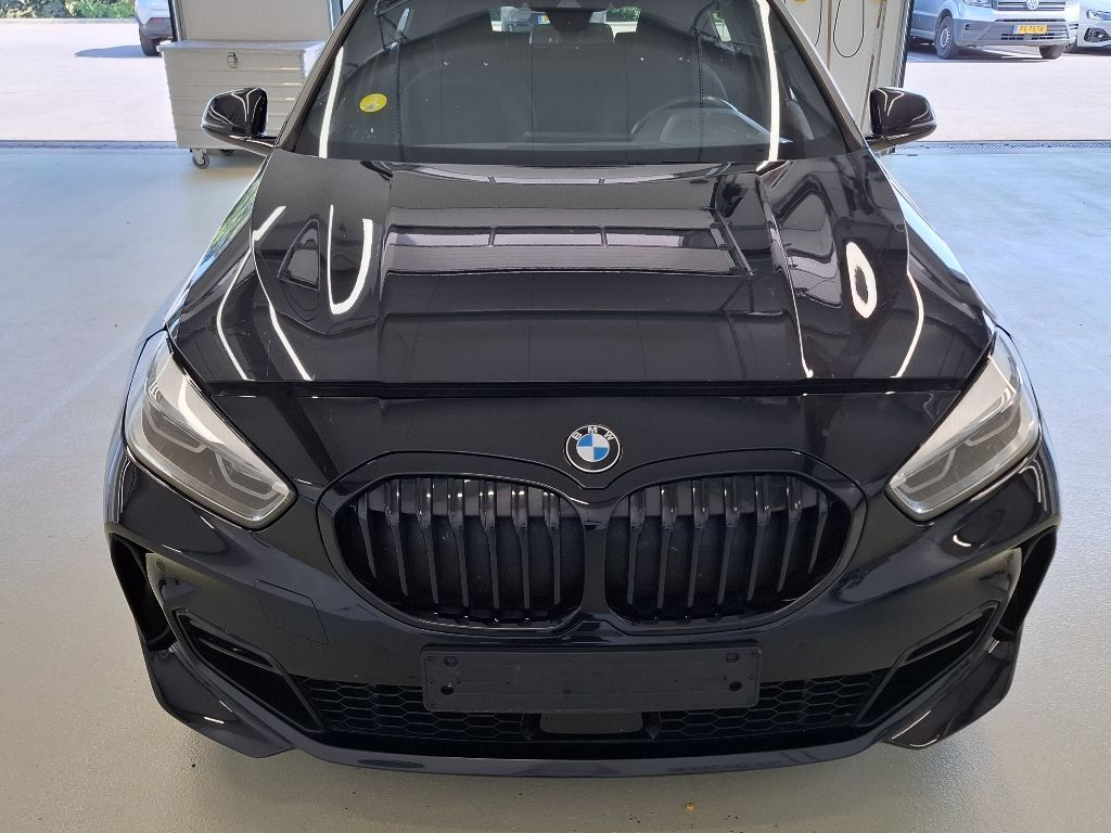 BMW 1 Series M-SPORT 150 CV Packs; Business; Storage; Light; LED fog lights; High Beam assist; GPS