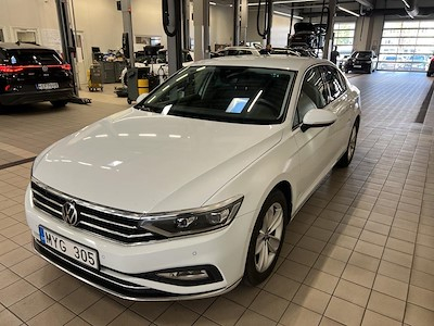 Buy VOLKSWAGEN PASSAT on Ayvens Carmarket
