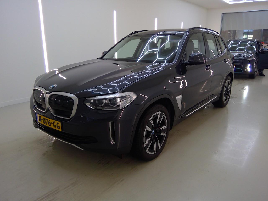 Foto 2 van BMW ix3