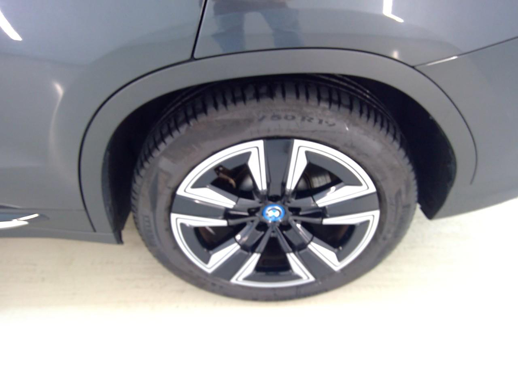 Foto 12 van BMW ix3