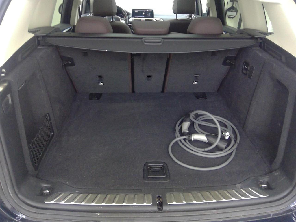 Foto 10 van BMW ix3