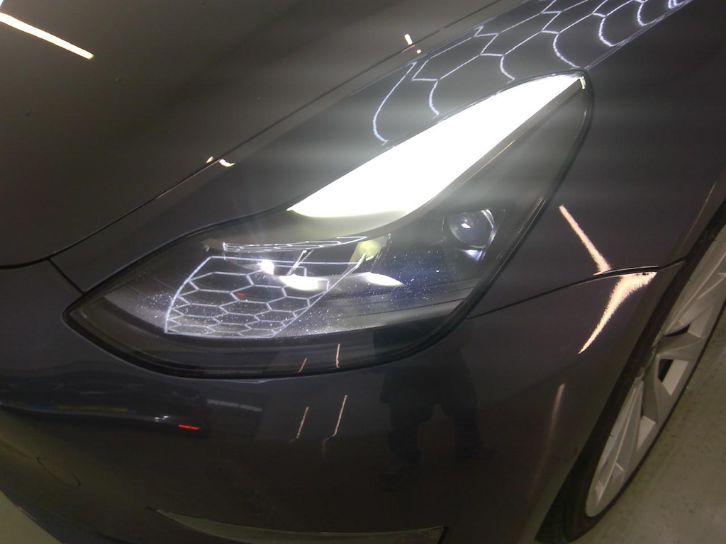 Foto 18 van Tesla Model 3