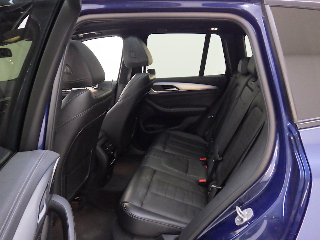 Foto 9 van BMW ix3
