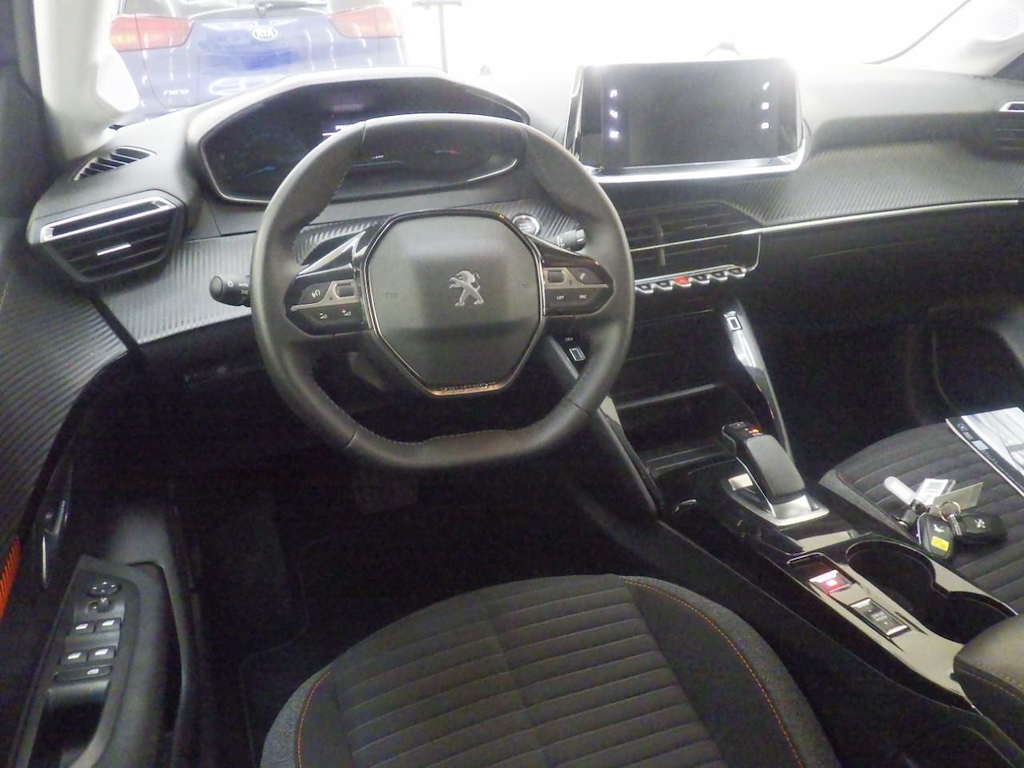 Foto 4 van Peugeot E-208