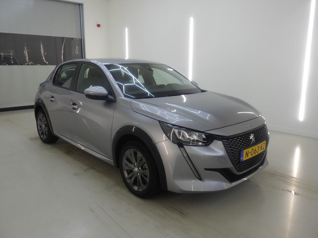 Foto 6 van Peugeot E-208