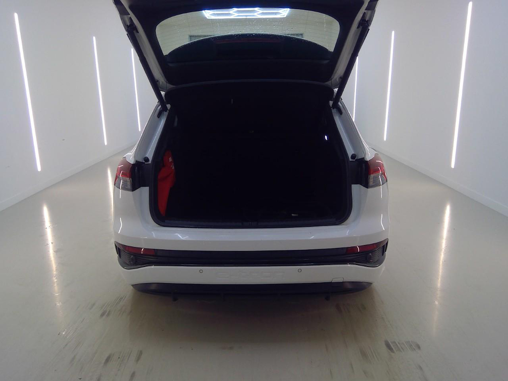 Foto 10 van Audi Q4 e-tron