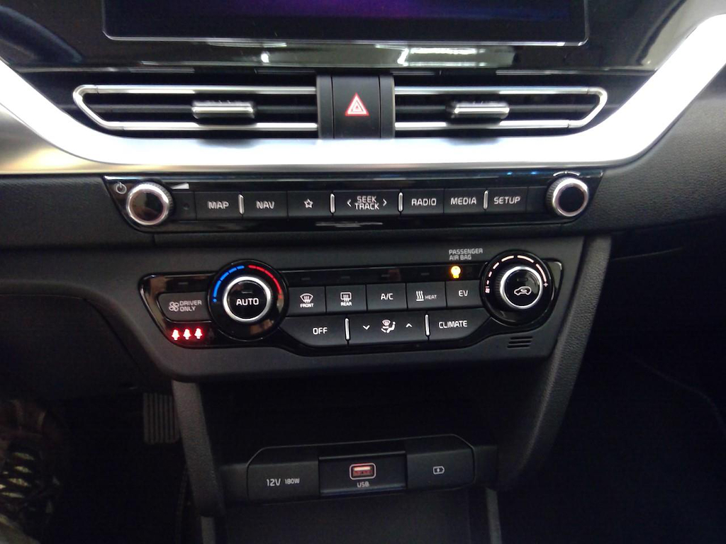 Foto 15 van Kia Niro