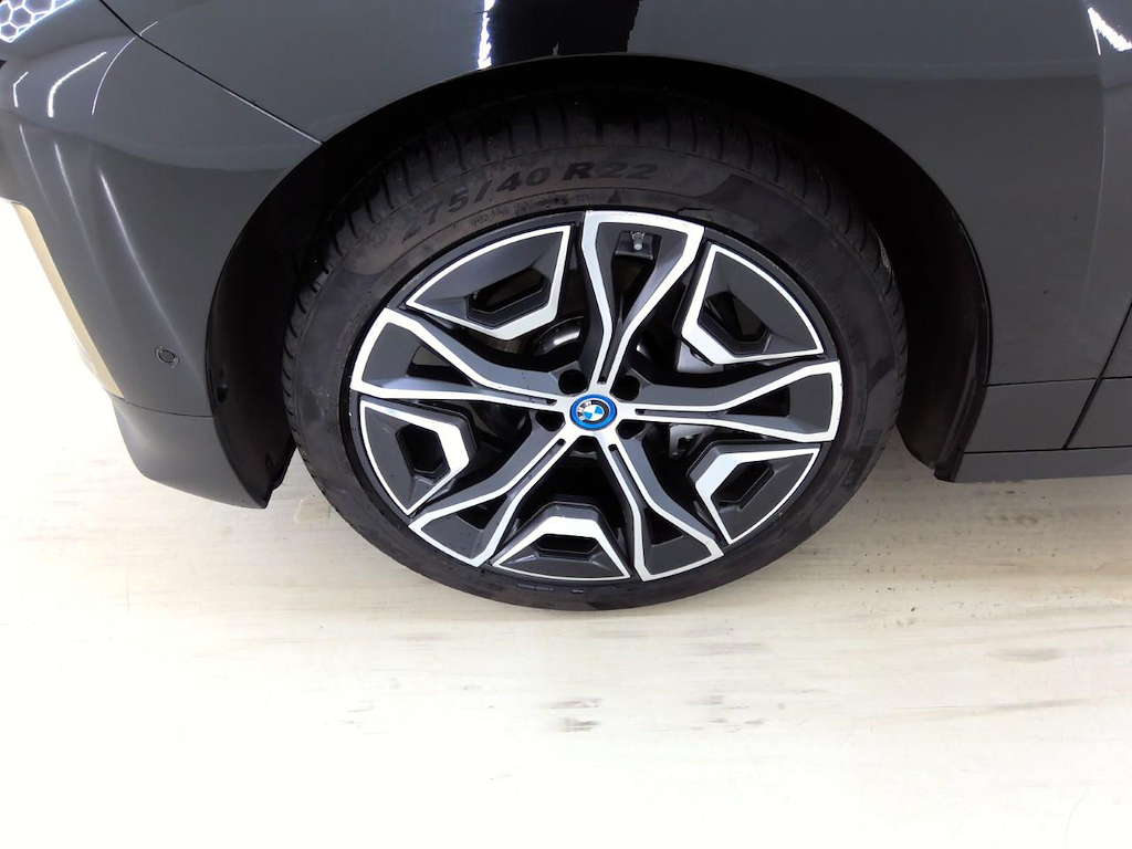 Foto 26 van BMW iX