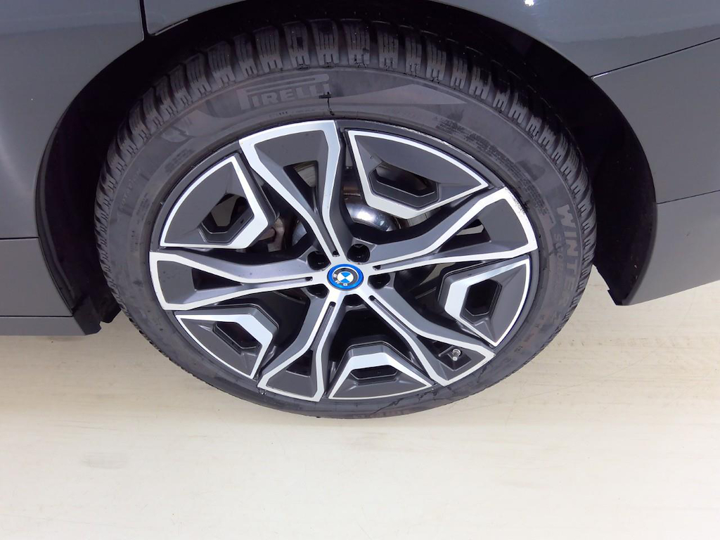 Foto 27 van BMW iX