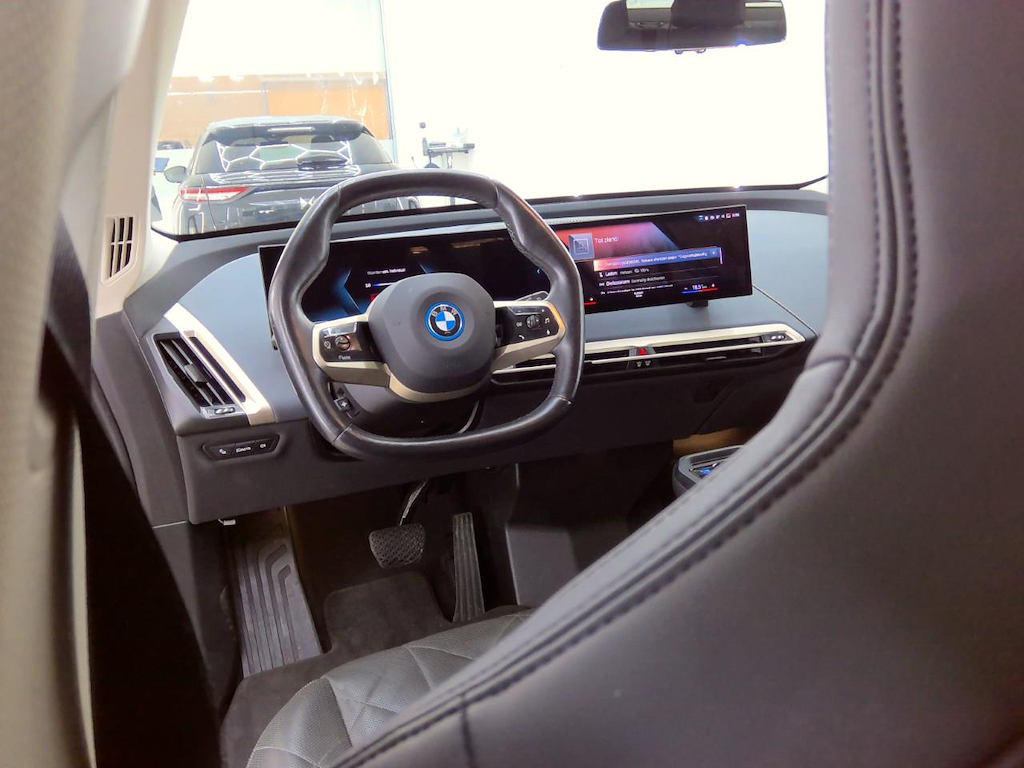 Foto 4 van BMW iX