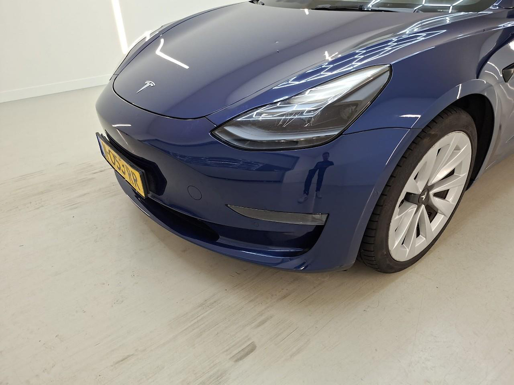 Foto 15 van Tesla Model 3