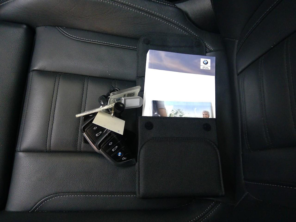 Foto 11 van BMW ix3