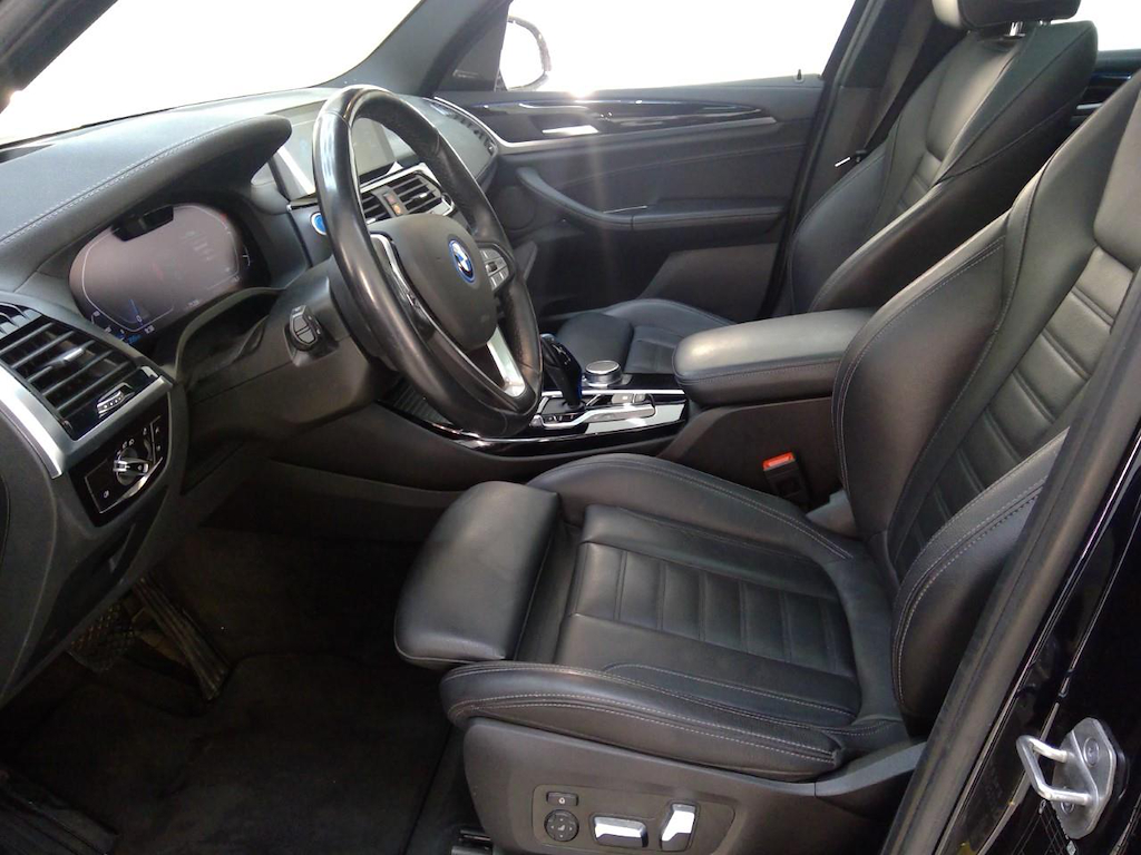 Foto 6 van BMW ix3