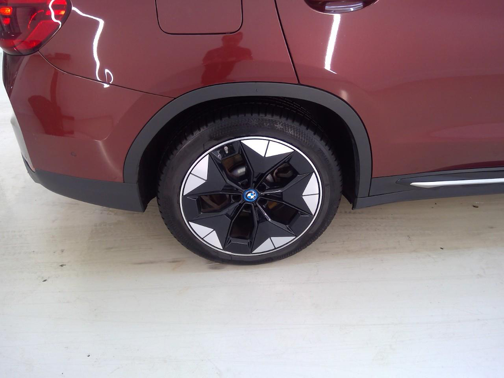 Foto 35 van BMW ix3