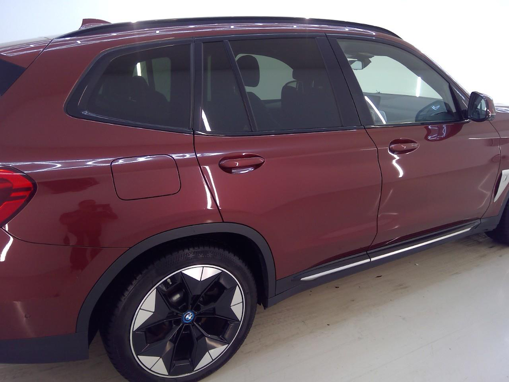 Foto 40 van BMW ix3
