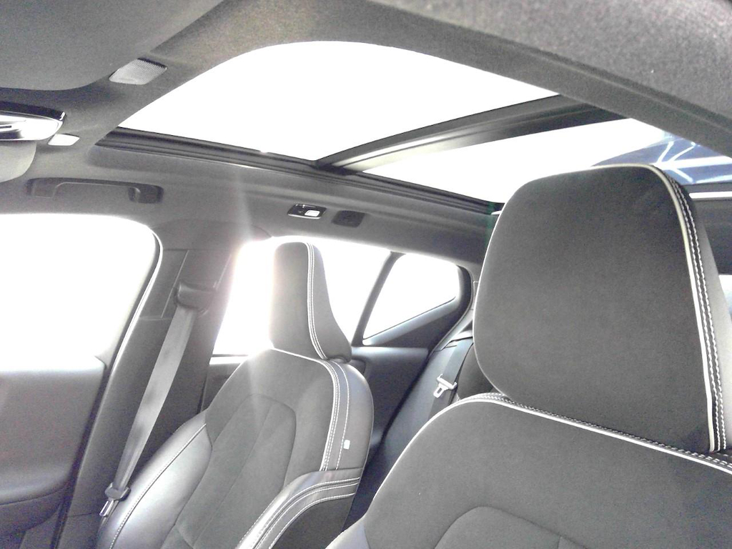 Foto 20 van Volvo XC40 Recharge
