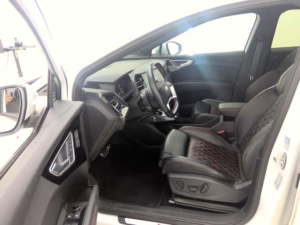Foto 7 van Audi Q4 e-tron