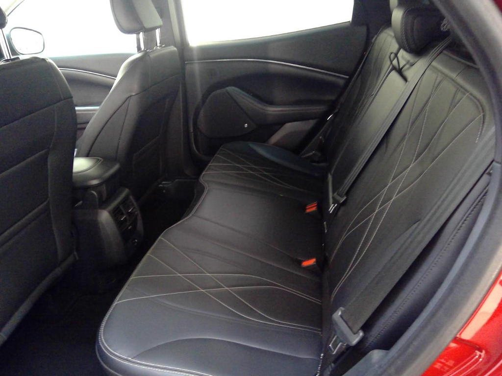 Foto 14 van Ford Mustang