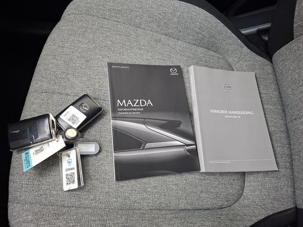 Foto 14 van Mazda MX-30