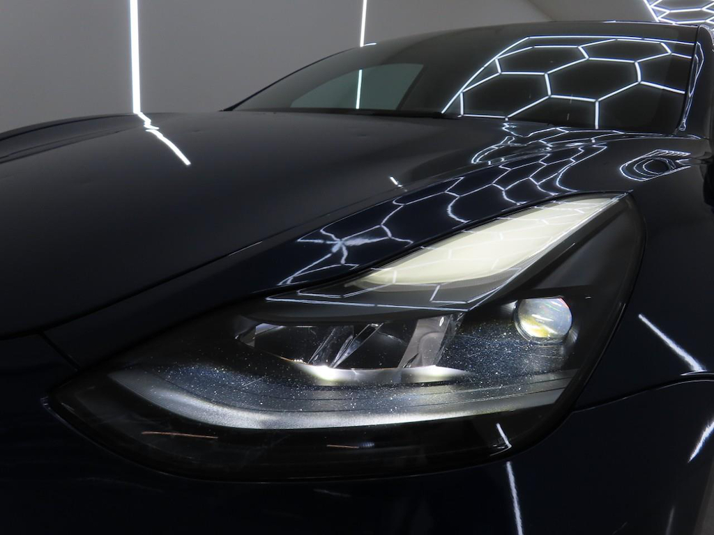 Photo 16 of Tesla Model 3