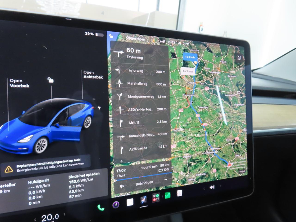 Photo 19 of Tesla Model 3