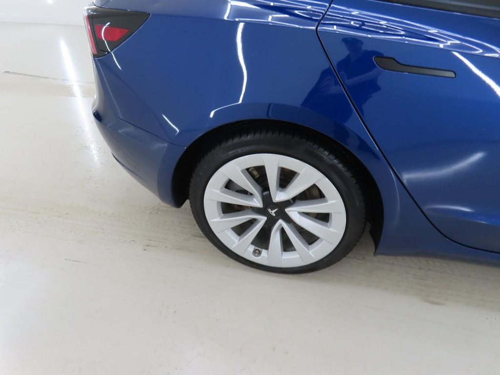 Photo 31 of Tesla Model 3