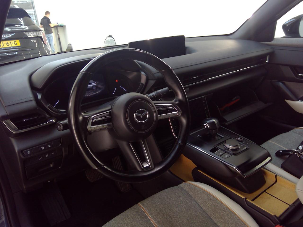 Foto 9 van Mazda MX-30