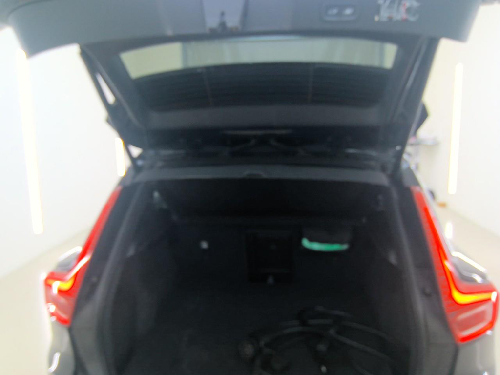 Foto 9 van Volvo XC40 Recharge