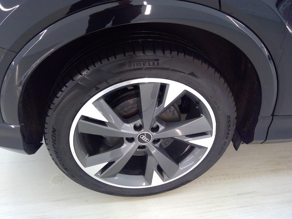 Foto 12 van Audi Q4 e-tron