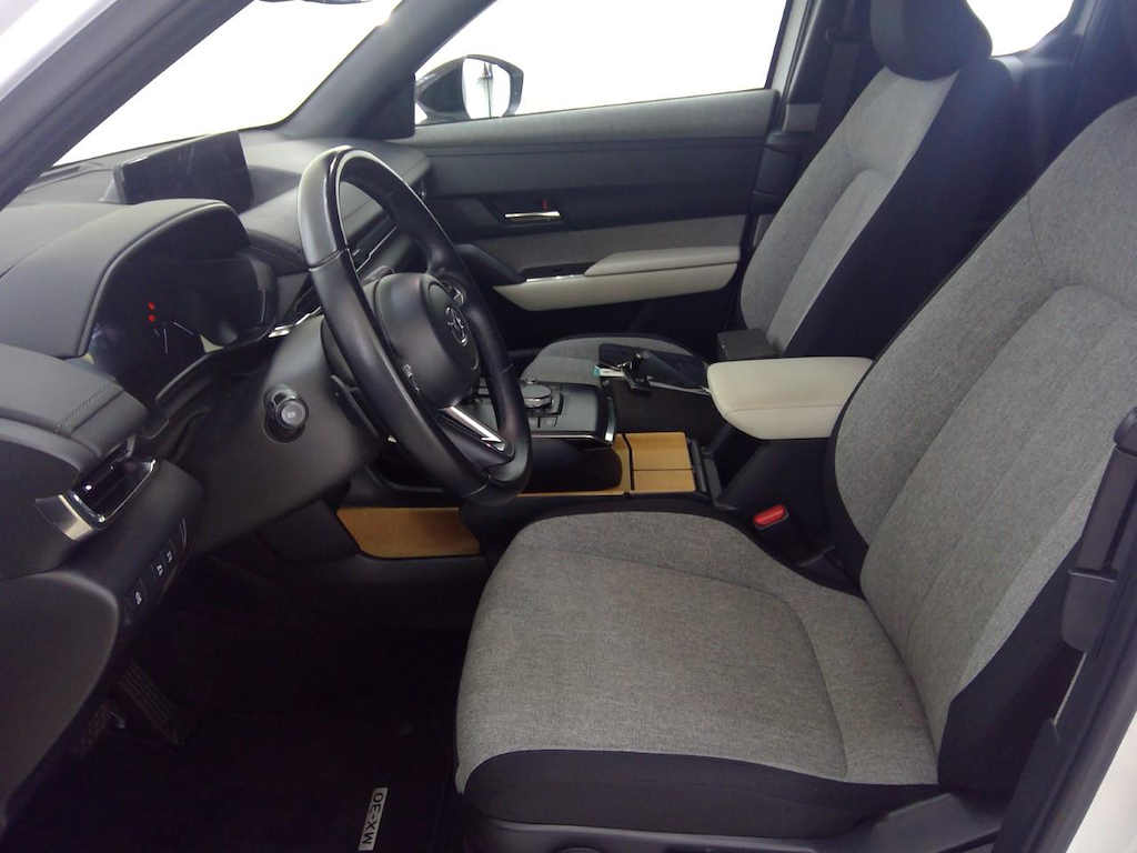 Foto 7 van Mazda MX-30