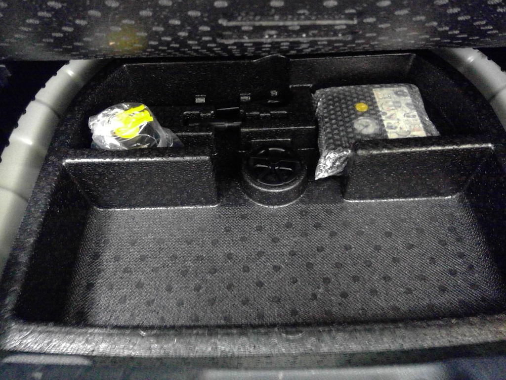 Foto 12 van Kia Niro