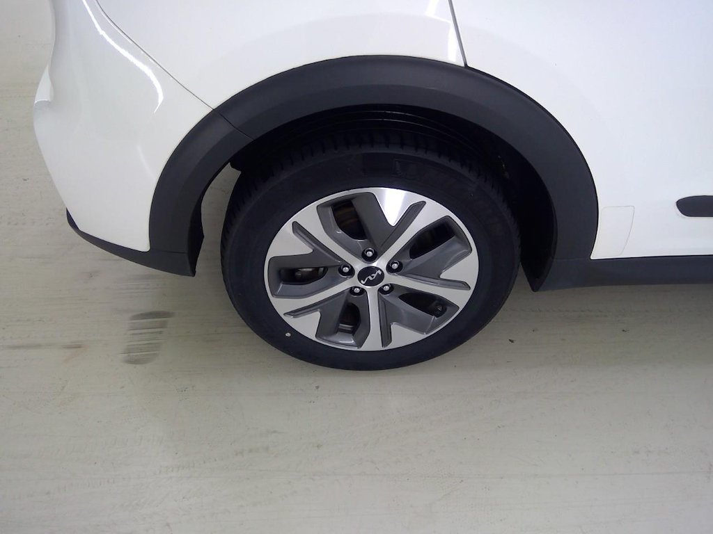 Foto 14 van Kia Niro