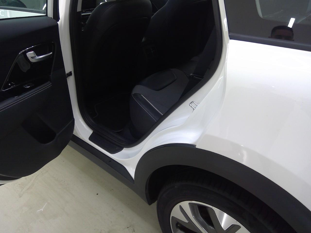 Foto 27 van Kia Niro