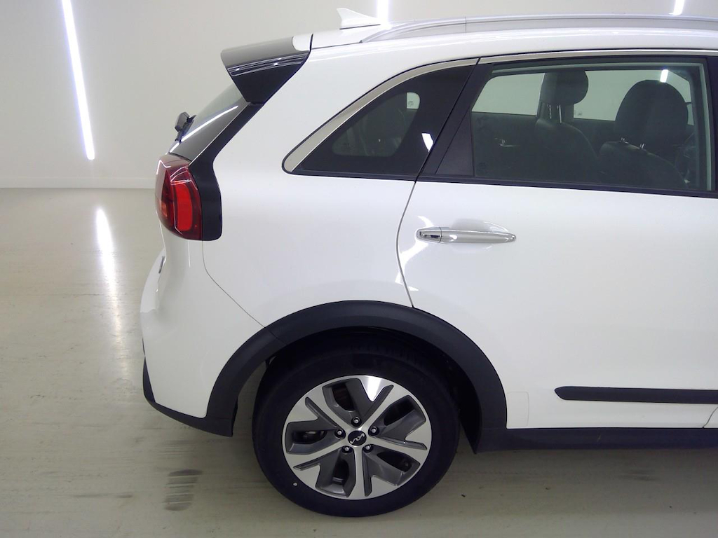 Foto 32 van Kia Niro