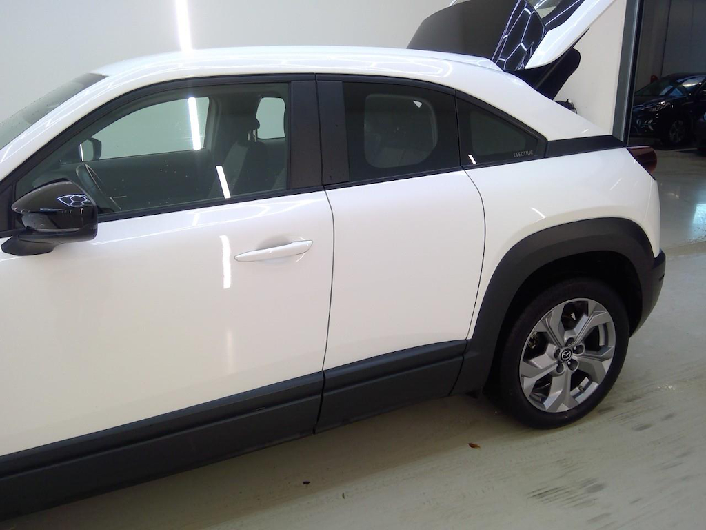 Foto 22 van Mazda MX-30